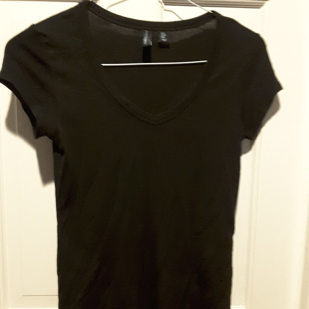 Black women's small t-shirt
